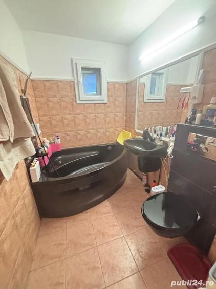inchiriez casa cu etaj in Ronat 1300 euro - 1