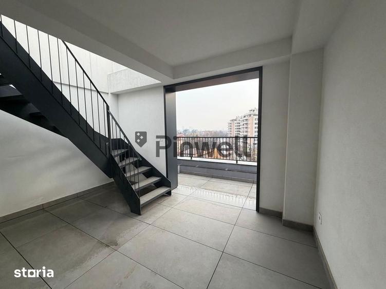 Apartament cu 4 camere, mobilat în Central