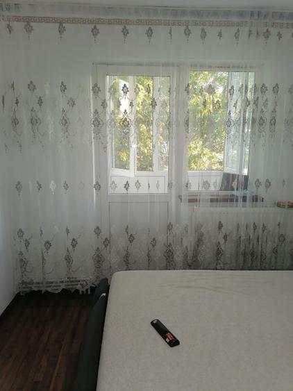 Vând apartament 3 camere  - 7