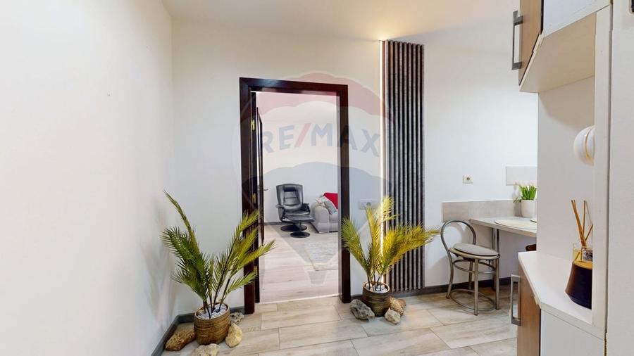 Apartament 3 camere, 2 băi, 2 parcări de vânzare zona Avantgarden 2 - 10