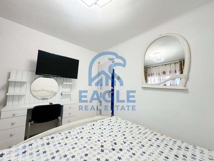 Cet - 4 Camere 2 Bai cu balcon etaj intermediar la cheie - 9