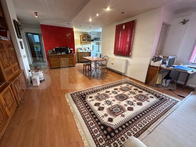 Apartament 3 camere, zona Centrul Multifunctional - 1