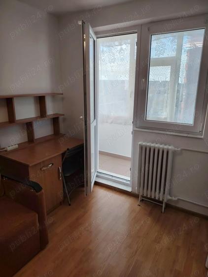 Inchiriez apartament cu o camera zona Podu Ros - 7