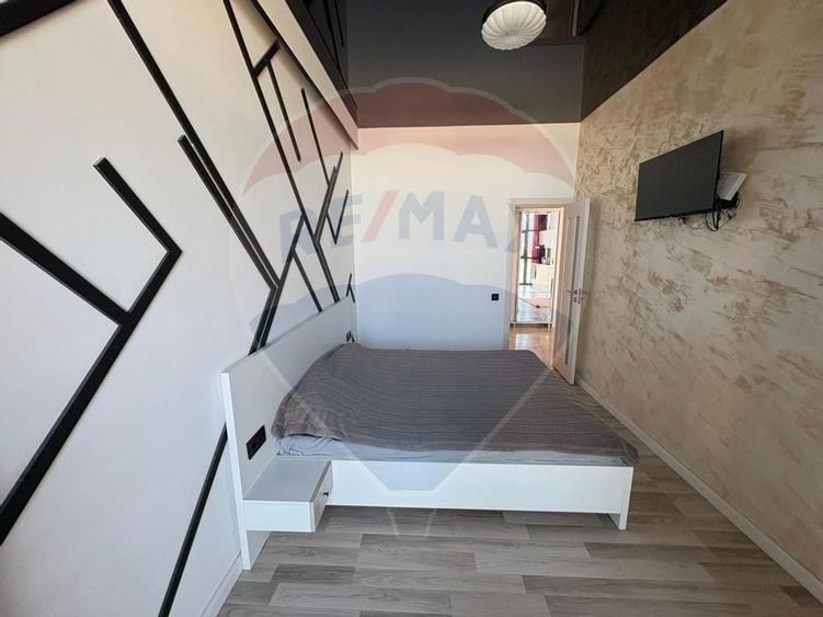 Vanzare Apartament cu 3 camere lux cu vedere la lac in zona Tomis Nord - 9