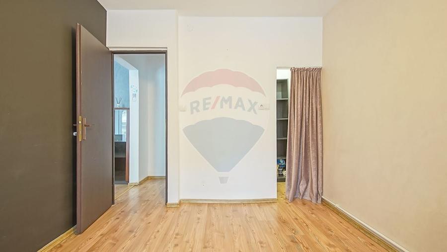 SPATIU 40 MP UTILI CU VAD | BULEVARDUL ALEXANDRU VLAHUTA NR. 21 | - 9