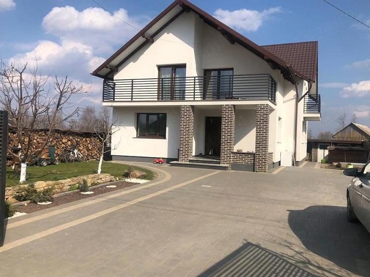 Casa de vanzare in Radauti - 2