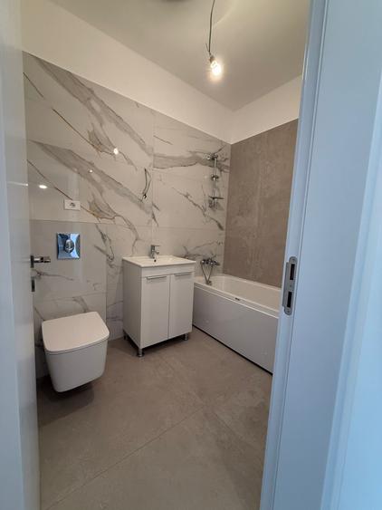 Apartament cu 3 camere - 2 bai { Soseaua Leordeni } - 13