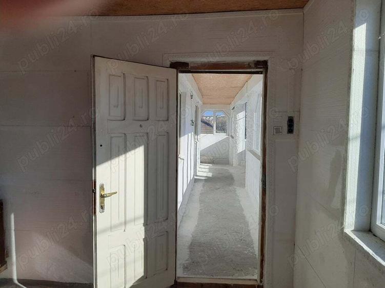 Exclusivitate!!! Navodari, vand Casa P+1etaj zona centru - 2