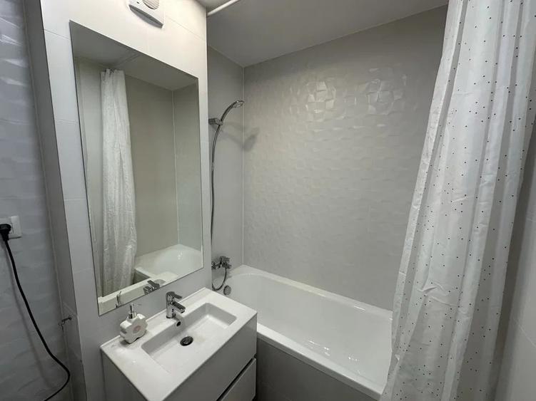 Garsoniera | Hils Titanium | Loc parcare | Centrala | Balcon | Metrou - 7