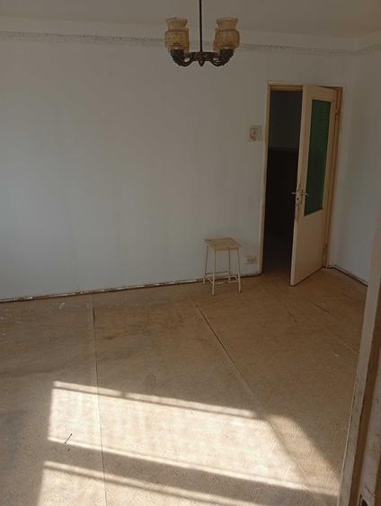 Apartament 3 camere Ploiesti Malu Rosu - 4