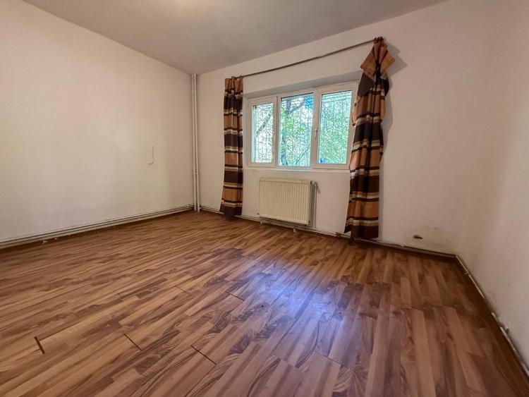 Novaci, Prosper, 13 Septembrie, vanzare 2 camere parter inalt, bloc 1989 - 5