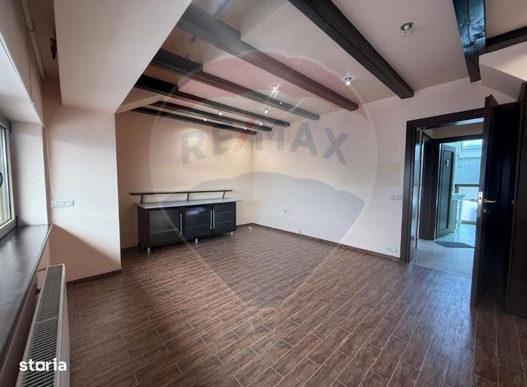 Spa?iu de birou luminos in cladire moderna-Inchiriere - 3