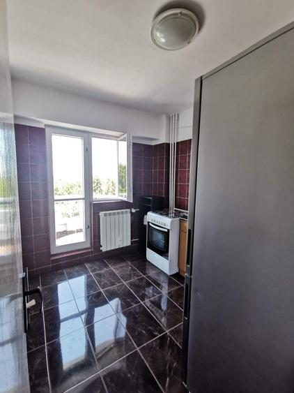 GARSONIERA  APARTE-STEFAN CEL MARE-FLOREASCA-50 METRI METROU-BLOC "90-REABILITAT - 9