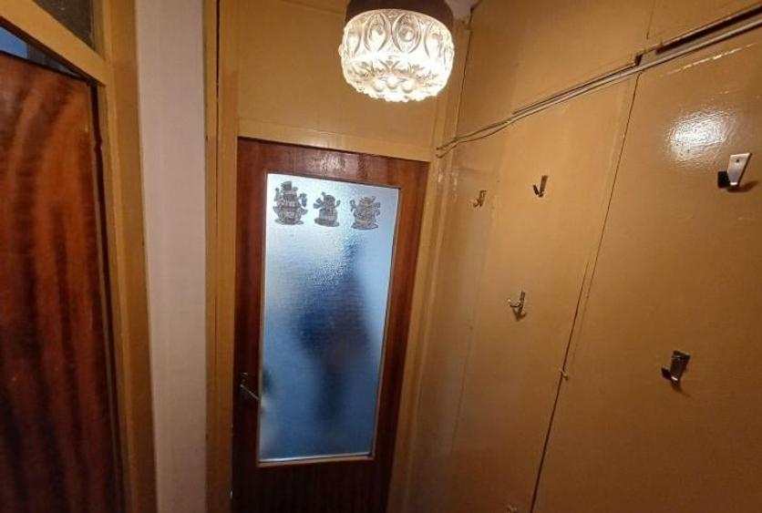 Nicolae Grigorescu-piata Titan-bloc 1980 - 2