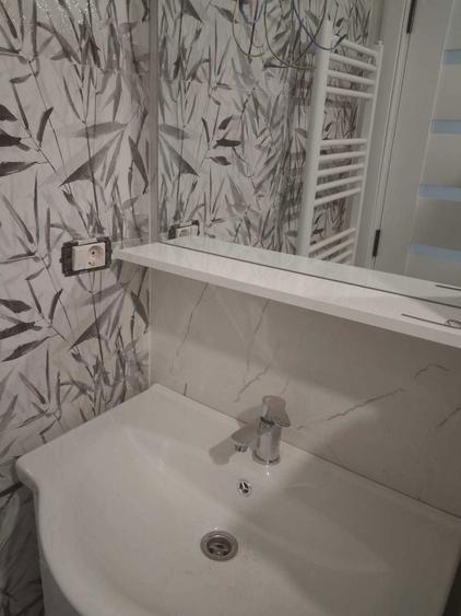 Garsoniera de inchiriat zona 9 Mai - 2