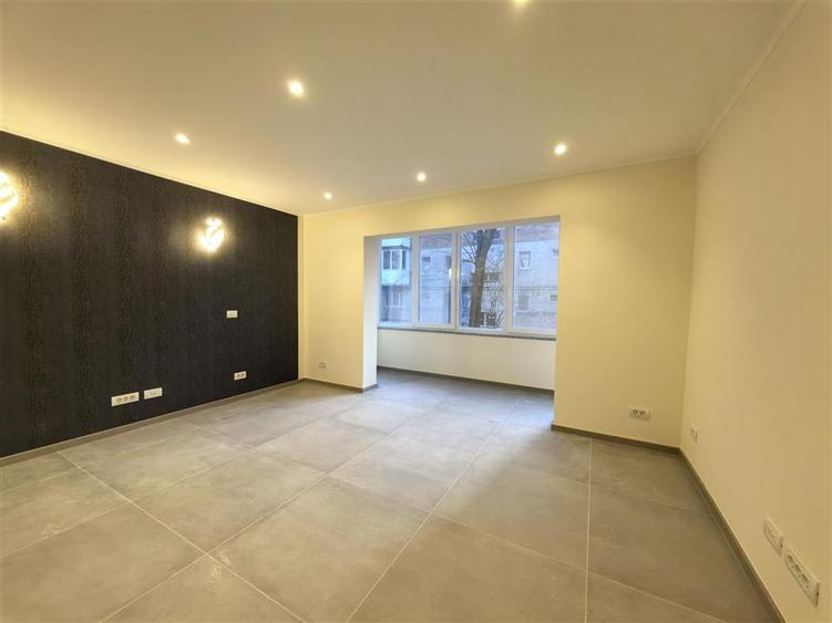 Apartament cu 3 camere Superb in Complex - 7