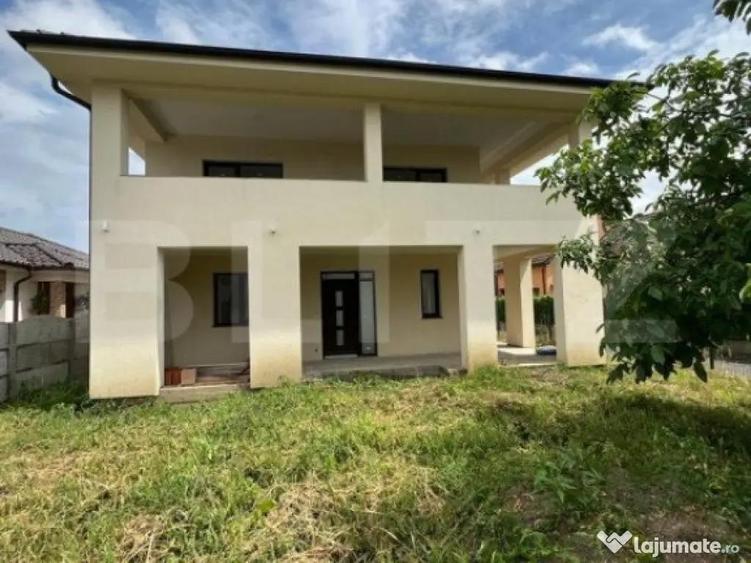 Casa individuala 270 mp, teren 508 mp, zona Carpati 2 - 1