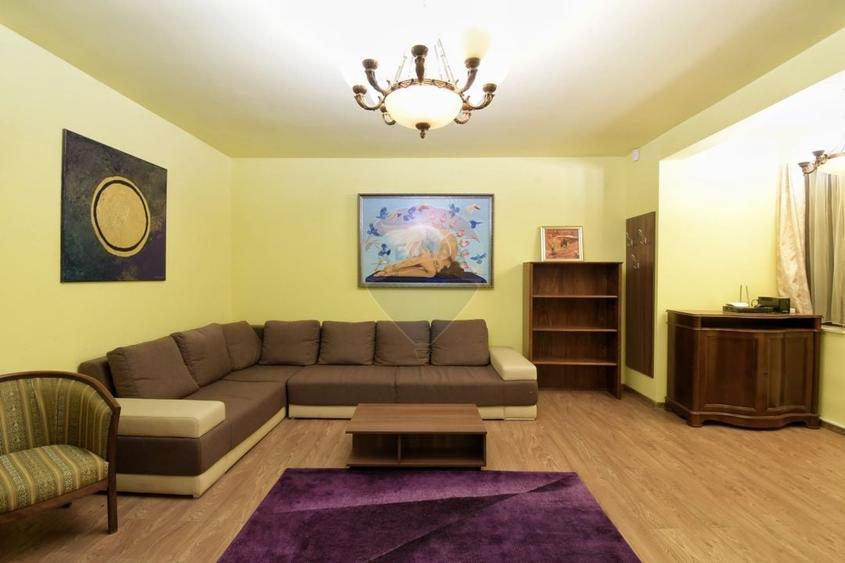 Casa cu 5 camere de inchiriat, zona Becas - 2