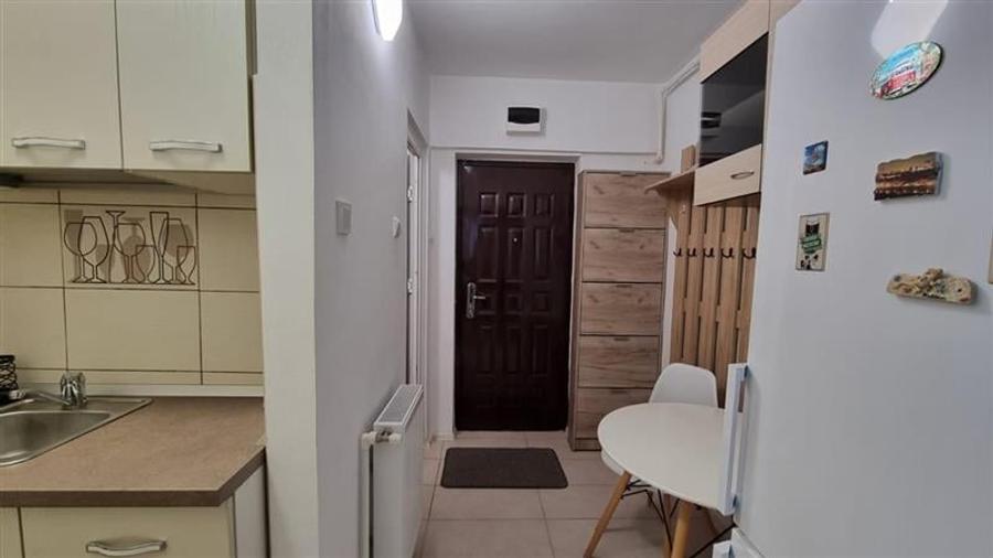 tiglina 1 A5 etaj 2 - 10