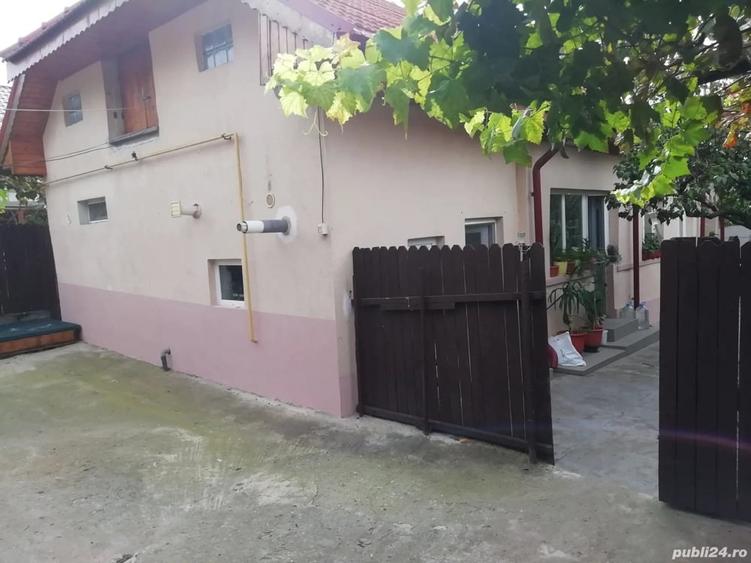 Casa cu 3 camere ,bucatarie,baie situata la 8,5 km de Selgros Craiova cu teren 1150 mp - 3