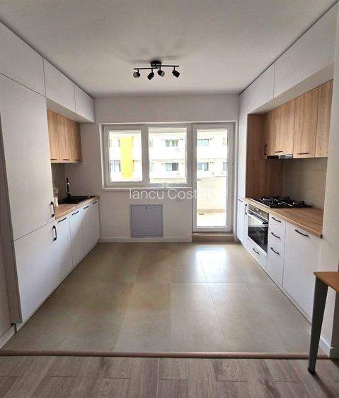 Apartament cu 2 camere semidecomandat, mobilat în Apărătorii Patriei Apartament cu 2 camere semidecomandat, mobilat în Apărătorii Patriei