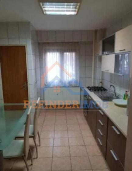 Vanzare apartament 3 camere zona  Parc Sebastian - Petre Ispirescu - 4