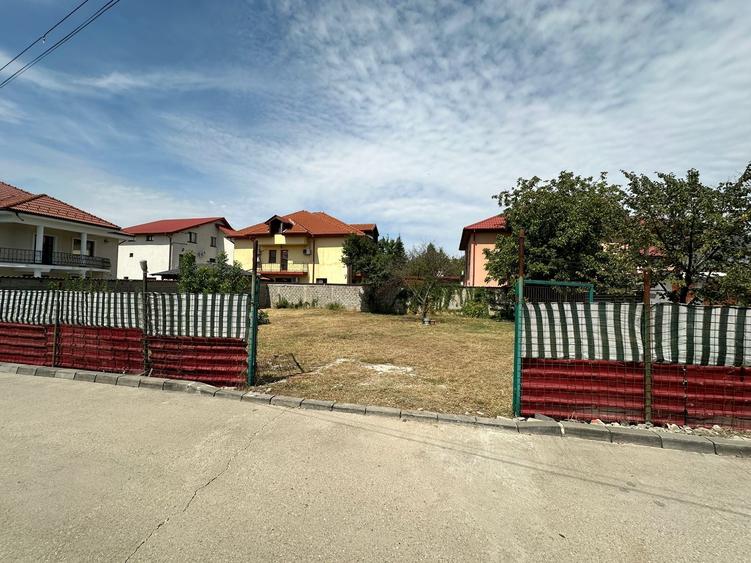 Teren Construcții intravilan de 586 mp, în Militari