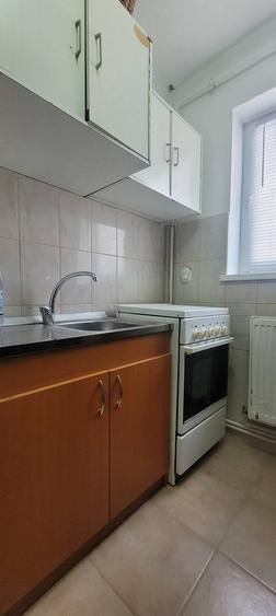 Apartament 2 camere Onesti, zona centrala, parter. - 6