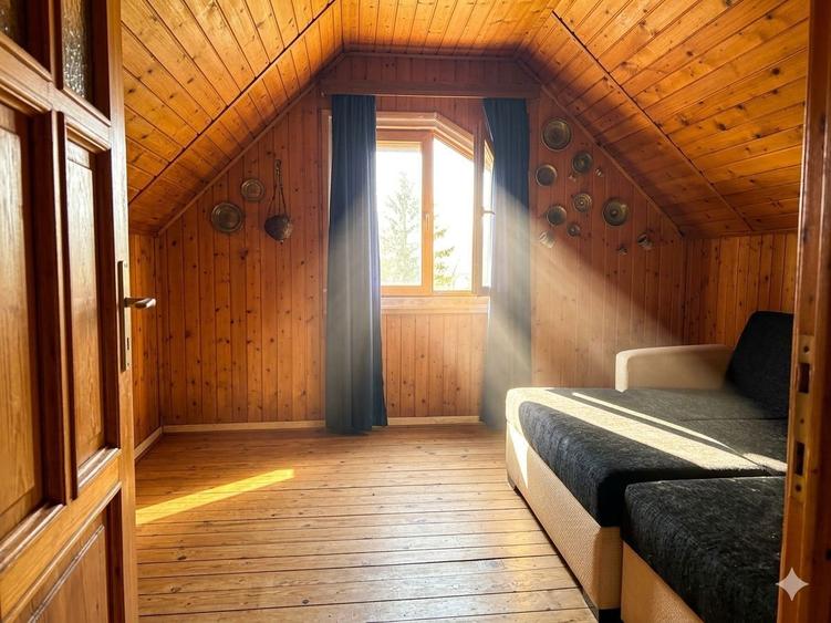 Vand Casa+teren , sat Nuci - 8