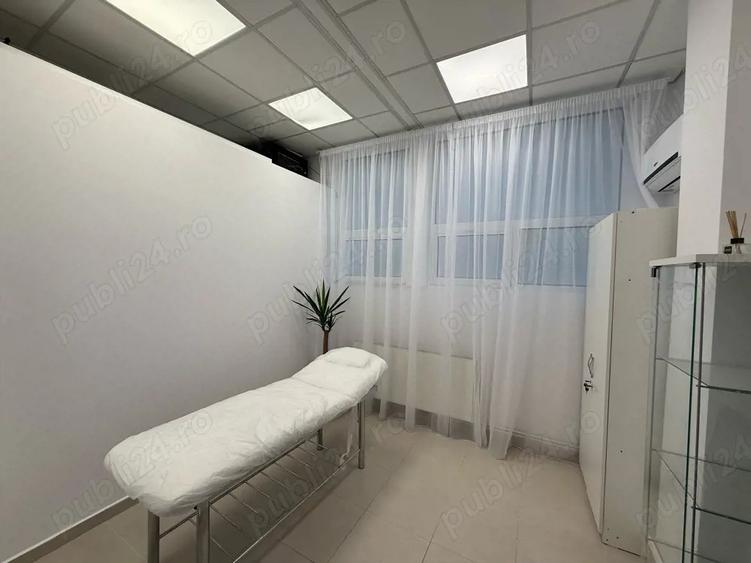 Camera Cosmetica-Masaj-Lash Luminoasa Dotata Tatarasi -Oancea - 2