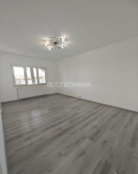 Apartament spa?ios,de vanzare, 3 camere, 98 mp, zona Petru Apartament spa?ios,de vanzare, 3 camere, 98 mp, zona Petru