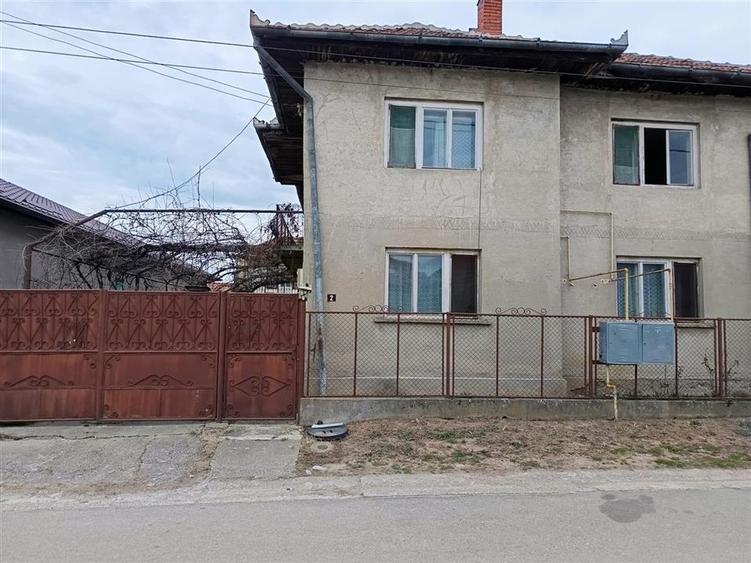 RECO CASA CU ETAJ IN MARGHITA - 1