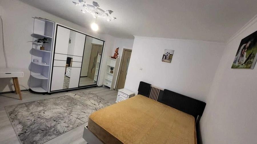 Apartament cu 1 camera, decomandat, etajul 1/8, zona Nicolina-CUG - 1