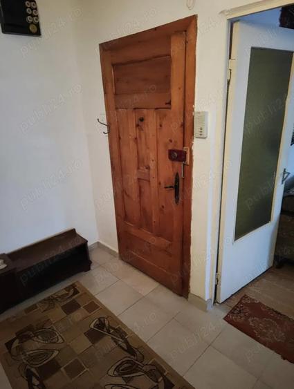 Inchiriez apartament 3 camere - 8