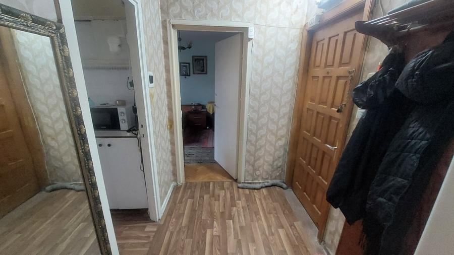 Apartament trei camere semidecomandat, etajul 3, Brazda zona Simplon - 6