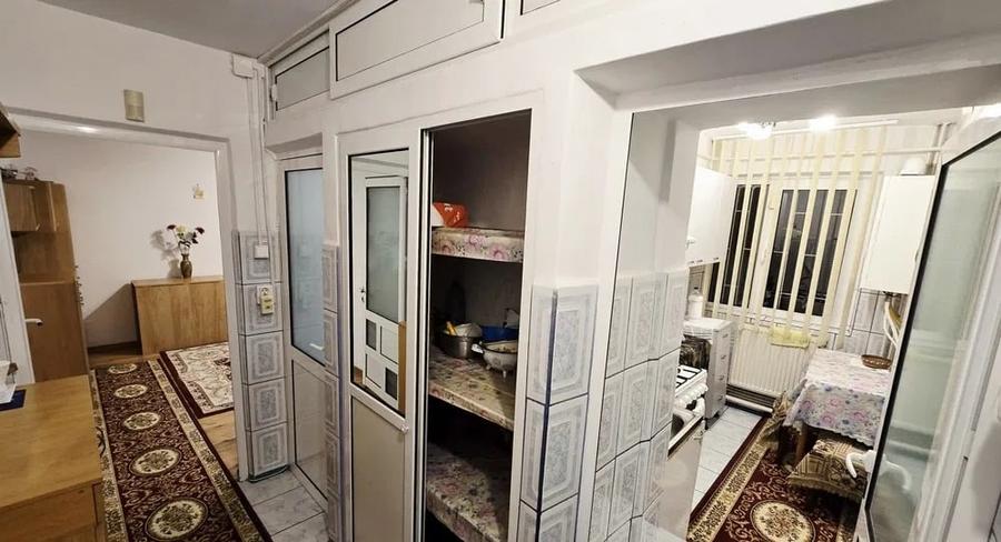 Apartament cu 2 camere, zona Alexandru cel Bun - 3