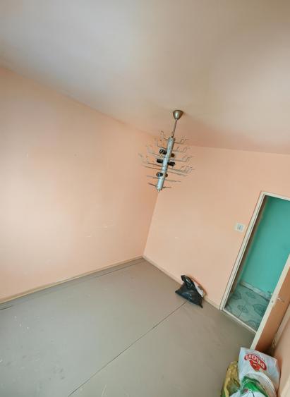 4 Camere, Decomandate Etaj Intermediar - 1