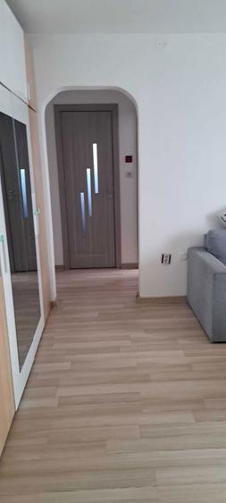 Proprietar inchiriez apartament 3 camere in Berceni, complet mobilat, bloc cu lift - 4