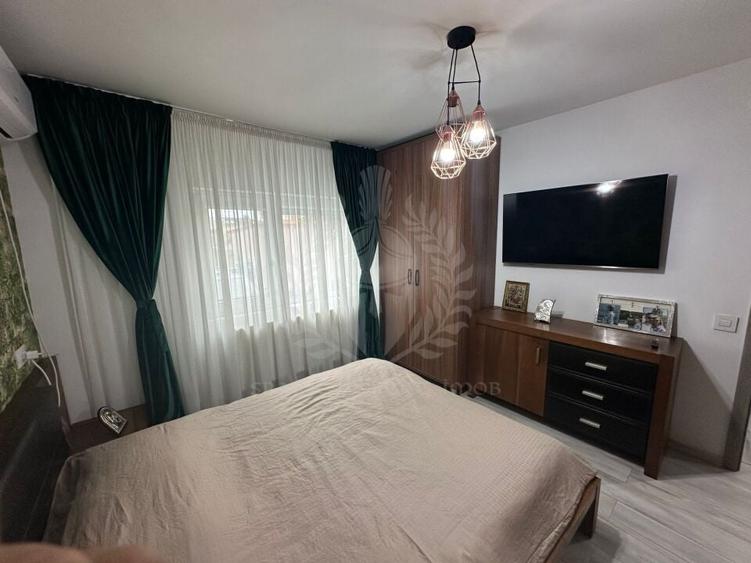 3 CAMERE //CANTACUZINO //LOC DE PARCARE//MOBILAT SI UTILAT - 45