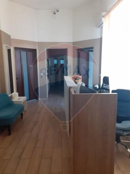 Spatiu de birouri/comercial -  parter+demisol /P+E+M, 360 mp, Unirii - 5