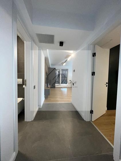 Apartament cu 2 camere decomandat, mobilat în Central