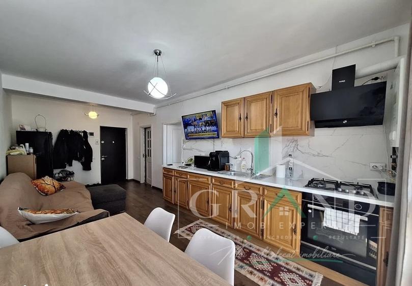 Apartament cu 2 camere semidecomandat în Florești