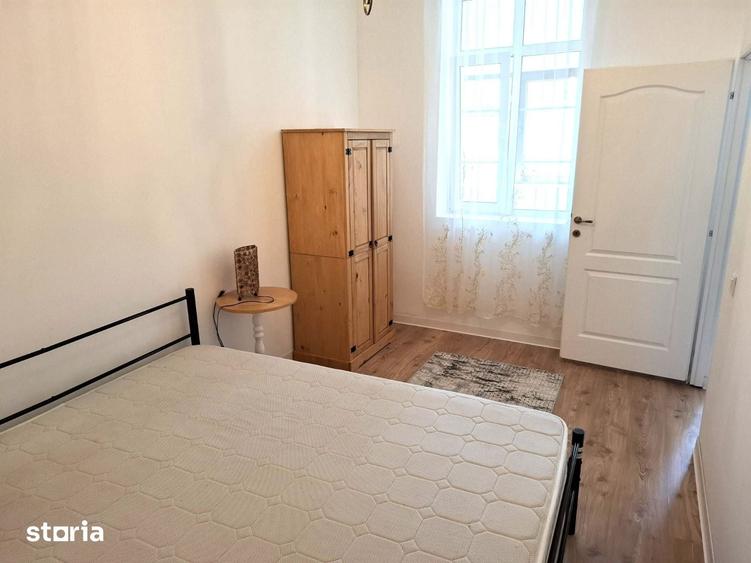 Casă cu 3 camere cu Teren 100 Mp în Central