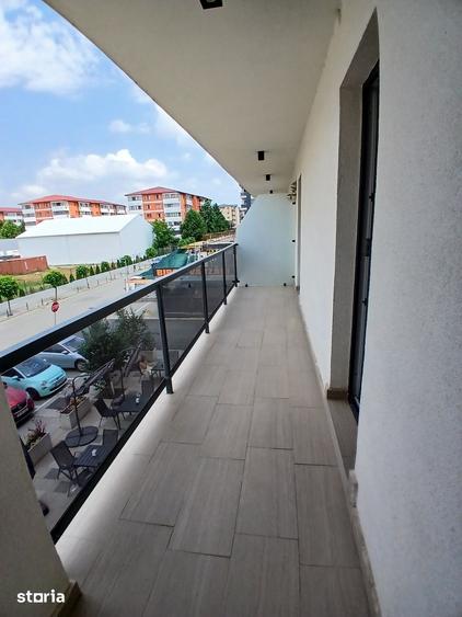 Apartament cu 3 camere decomandat în Berceni