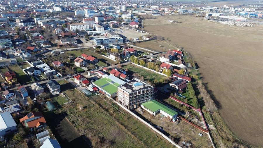 Spațiu comercial, de 3,377 mp, în Est