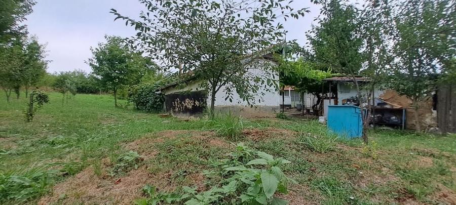 Casă individuală cu 3 camere cu Canalizare în Cornești