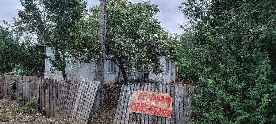 Teren de 800 mp, în Amara