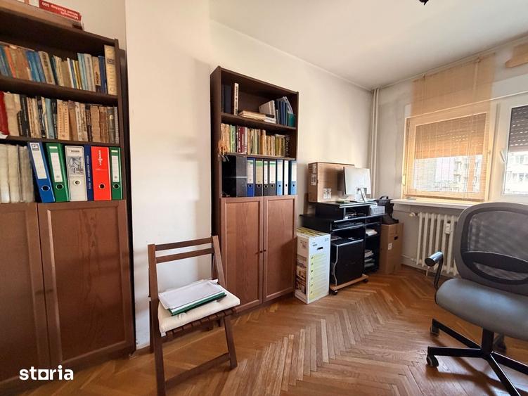 Apartament cu 4 camere în Grivița