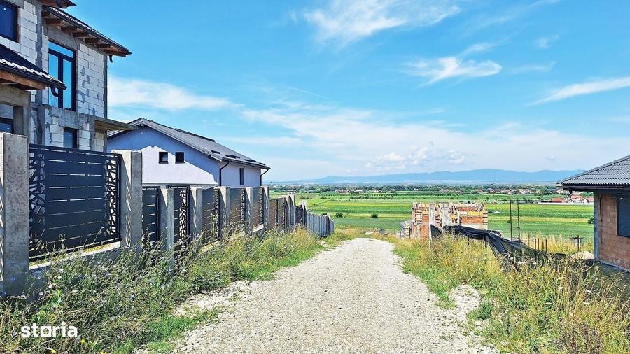 Teren curti constructii 627mp la intrare in Bod dinspre Sanpetru - 2