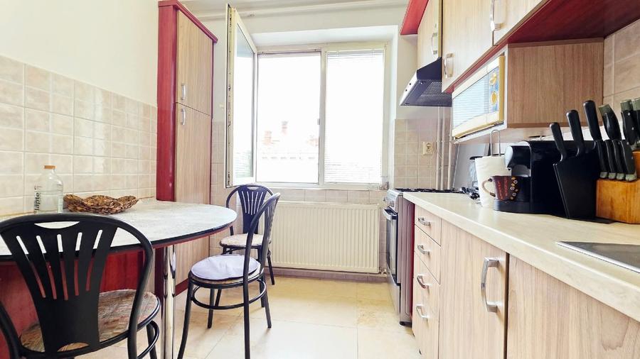 Apartament cu 2 camere decomandat în Ultracentral